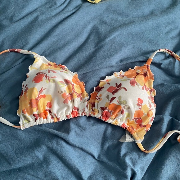 Abercrombie Floral Bikini Top - Picture 1 of 4